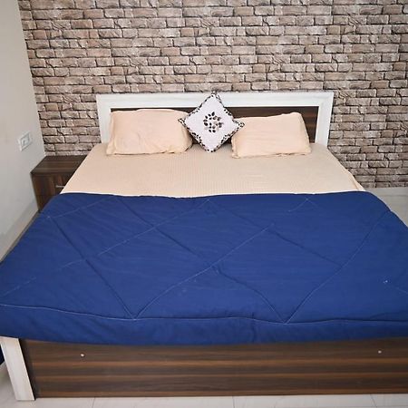 Staeg Heart Of City 2Bhk - 201 印多尔 外观 照片
