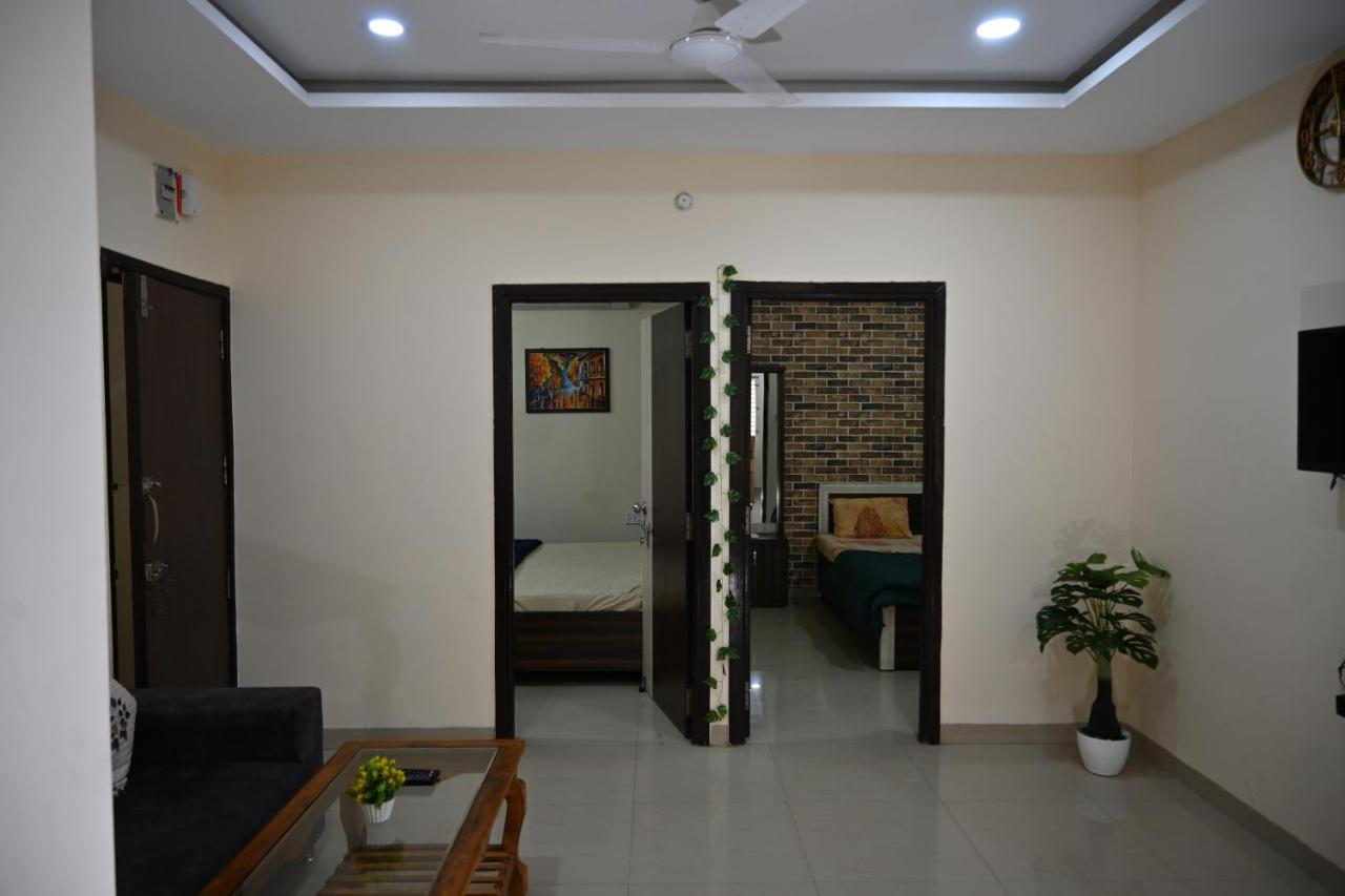 Staeg Heart Of City 2Bhk - 201 印多尔 外观 照片