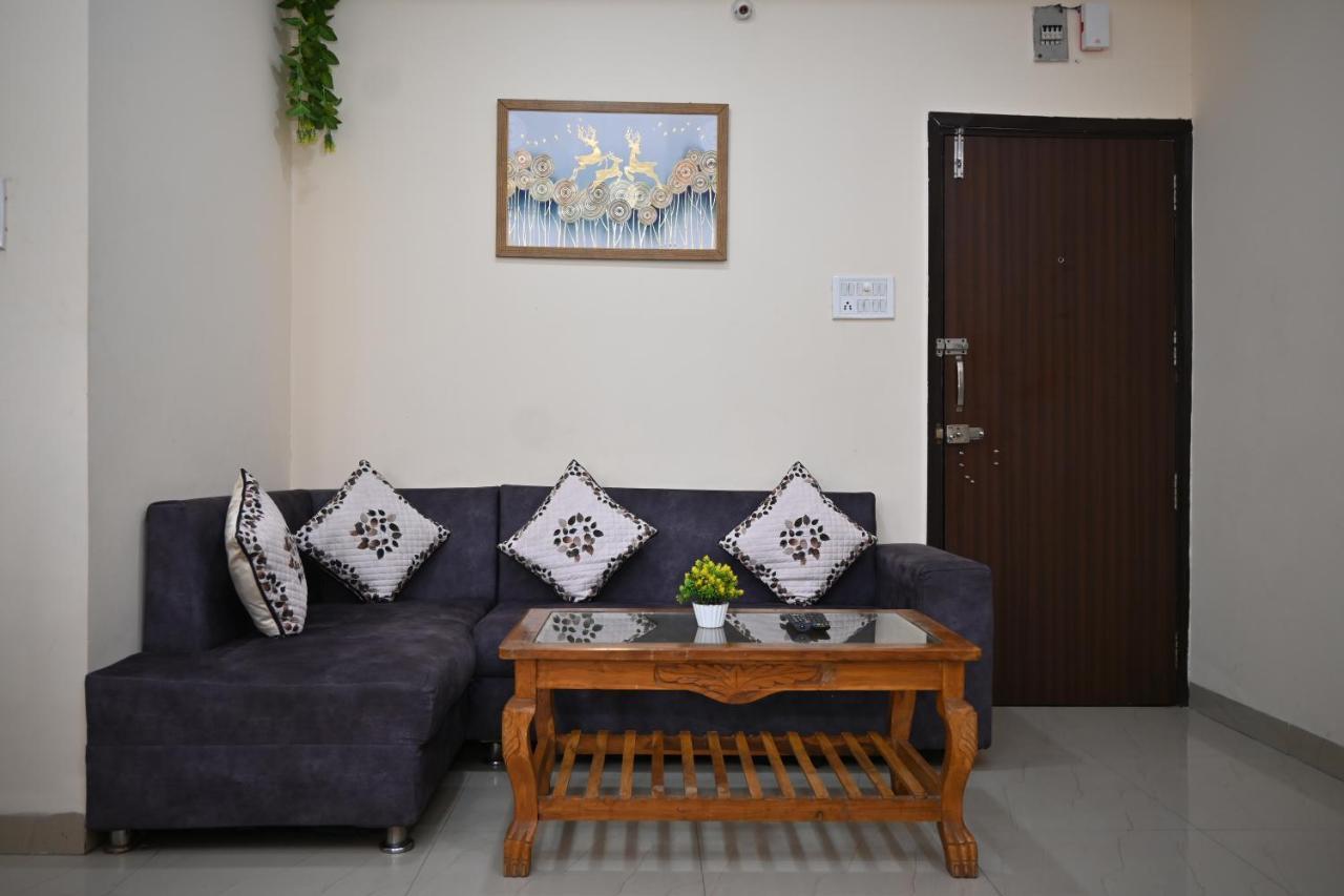 Staeg Heart Of City 2Bhk - 201 印多尔 外观 照片